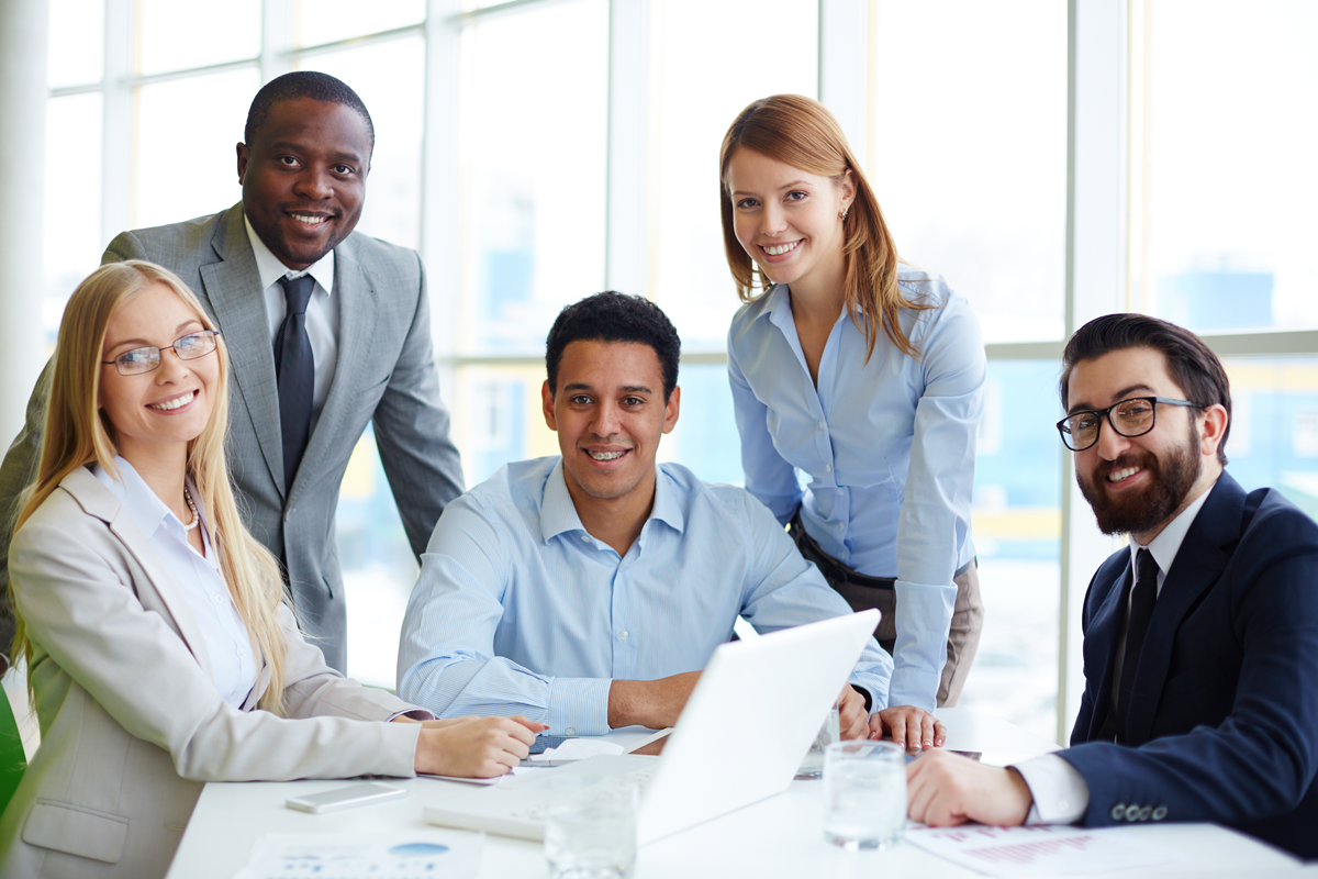 businesspeople-having-good-time-meeting
